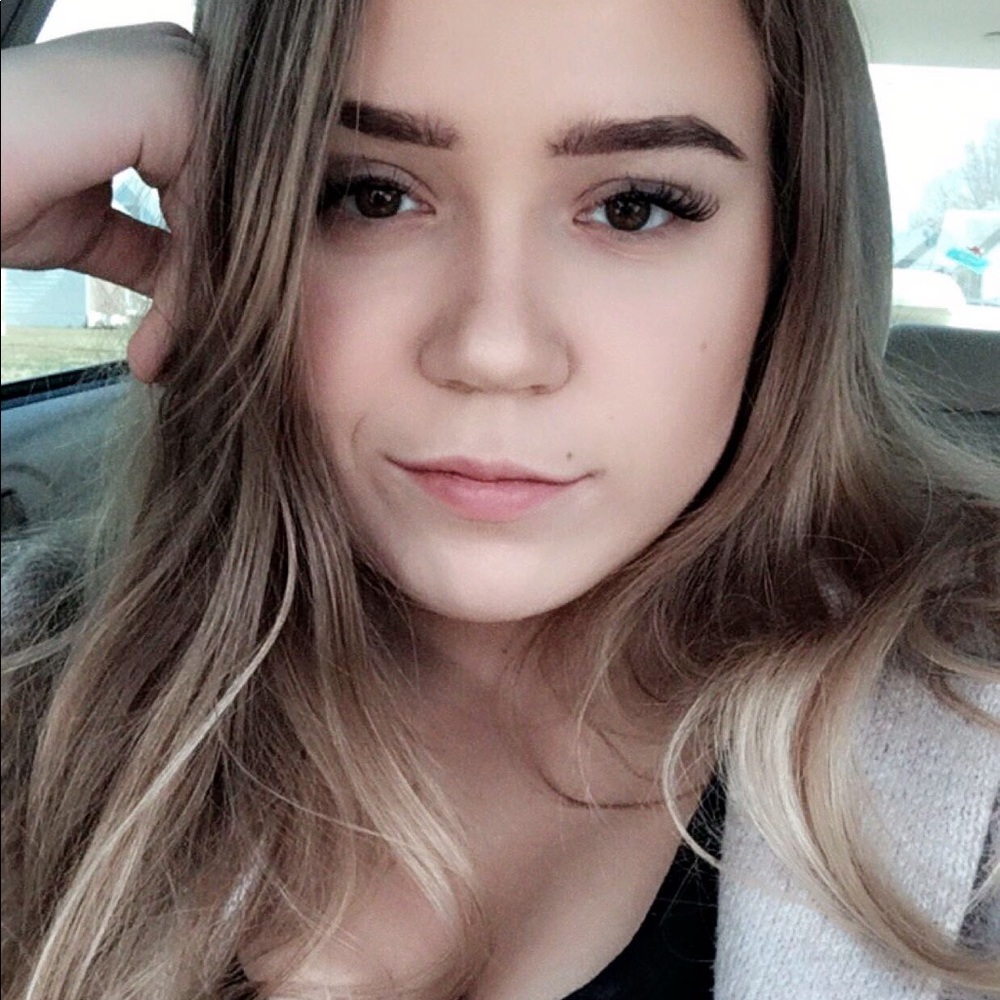 Meet your Posher, Viktoriya